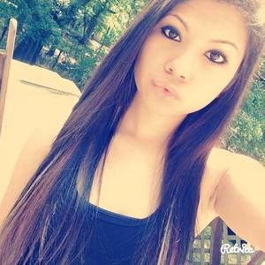 Meet your Posher, Leslie