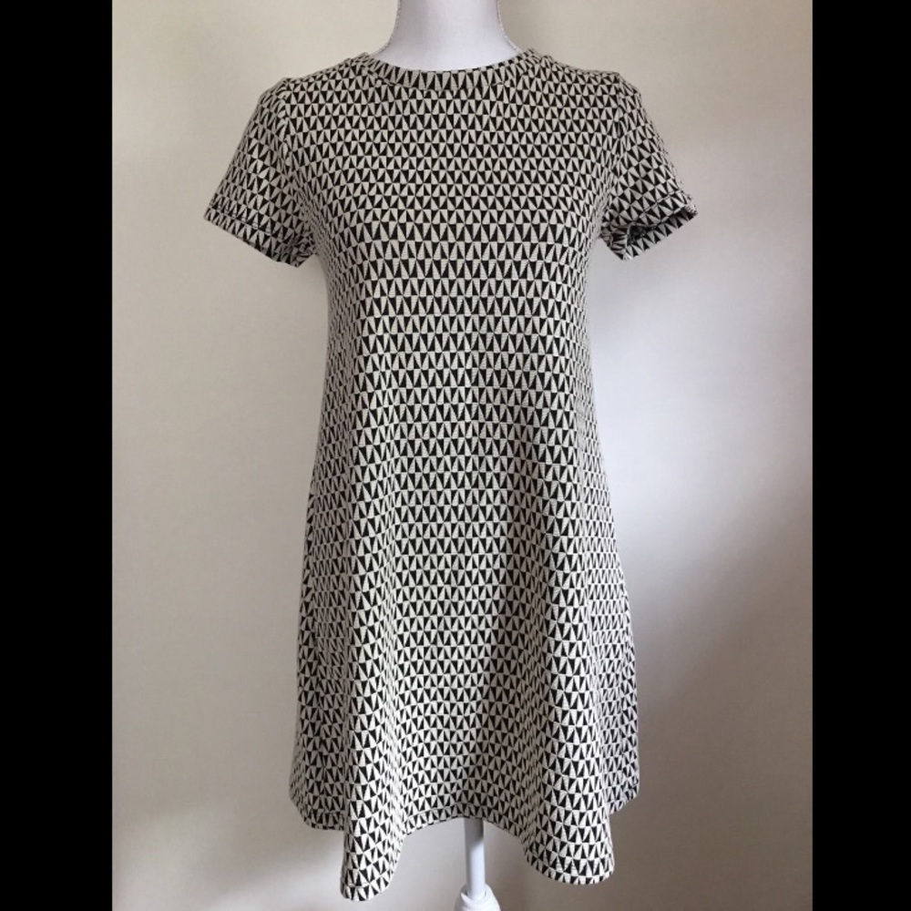 Zara Geometrics Short Sleeve Shift Dress