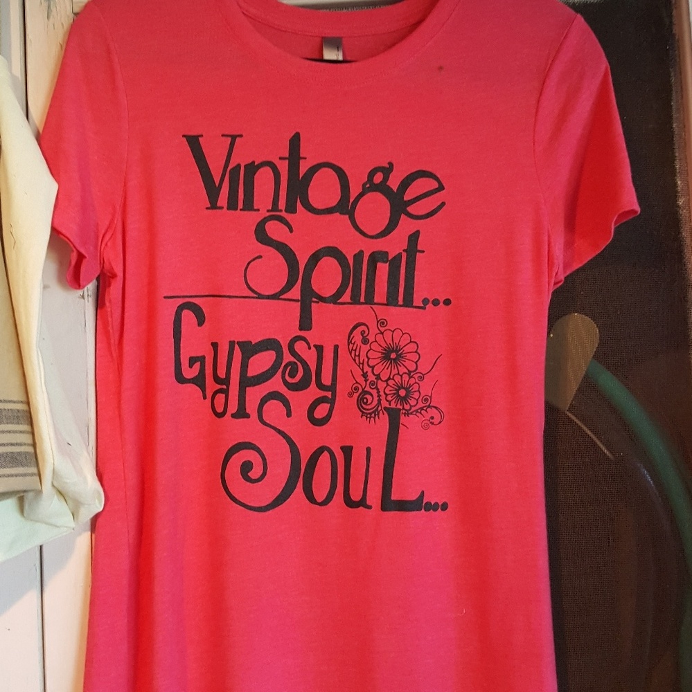 Tee shirt