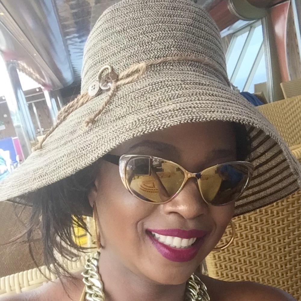 Meet your Posher, Roselyn