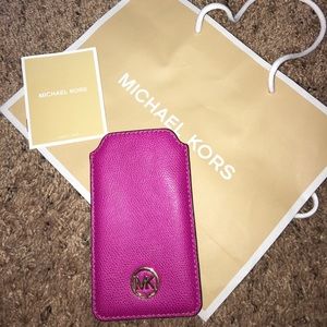 Michael Kors Fulton Pebbled Leather Phone Case