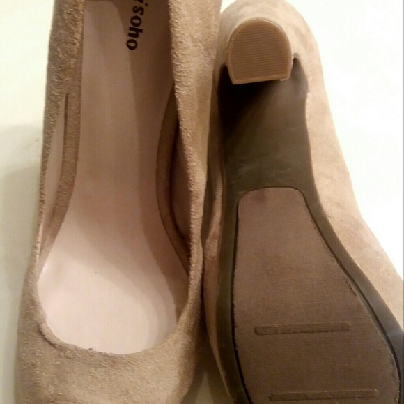 Peep toe pumps - Picture 3 of 3