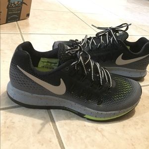 Zapatos Nike Air Zoom Pegasus Precio Firme Escudo Nuevo Poshmark 33 Zapatos Nike Air Zoom Pegasus Poshmark Precio Firme Escudo Nuevo Poshmark Pegasus 33 26eff0