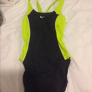 Nike one piece‼️‼️‼️