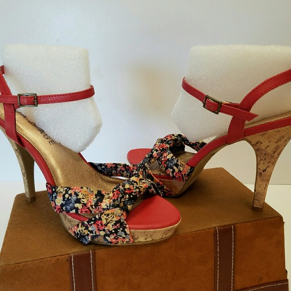NEW RAMPAGE PLATFORMS SO FUN - Picture 3 of 8