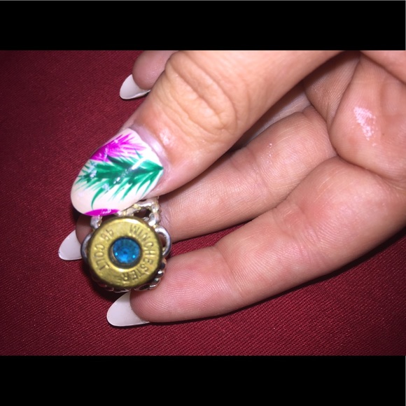 Bullet ring 💙 - Picture 3 of 3