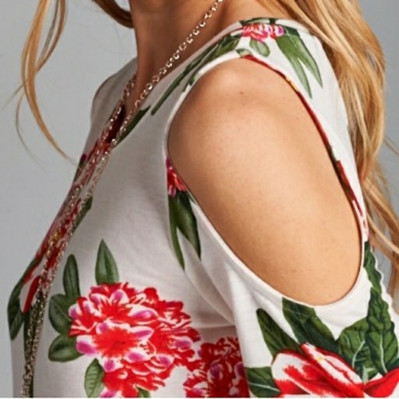 NWT FLORAL OFF SHOULDER TOP - Picture 5 of 5