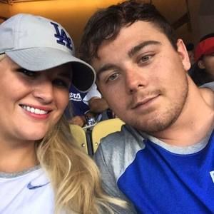 Meet your Posher, Devin