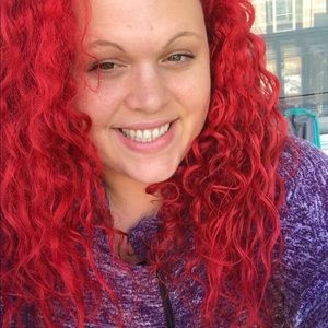 Meet your Posher, Lorraine