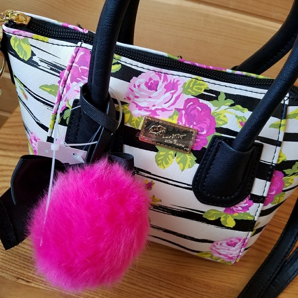 🎈FINAL SALE🎈NWT-BETSEY JOHNSON FLORAL DESIGN! - Picture 2 of 5