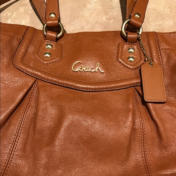 ❌SOLD❌ COACH - Ashely Leather Carryall Purse - Picture 4 of 8