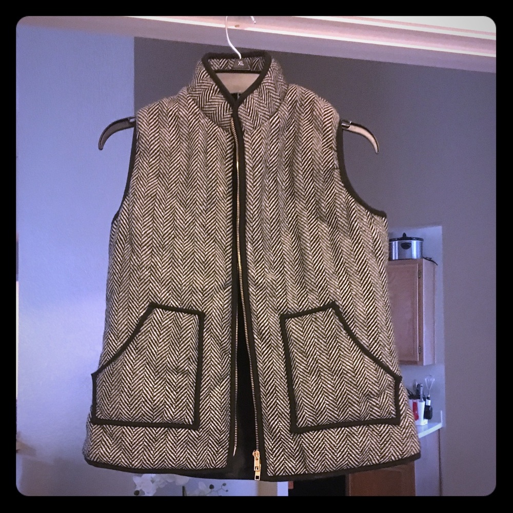 Woven Herringbone Vest