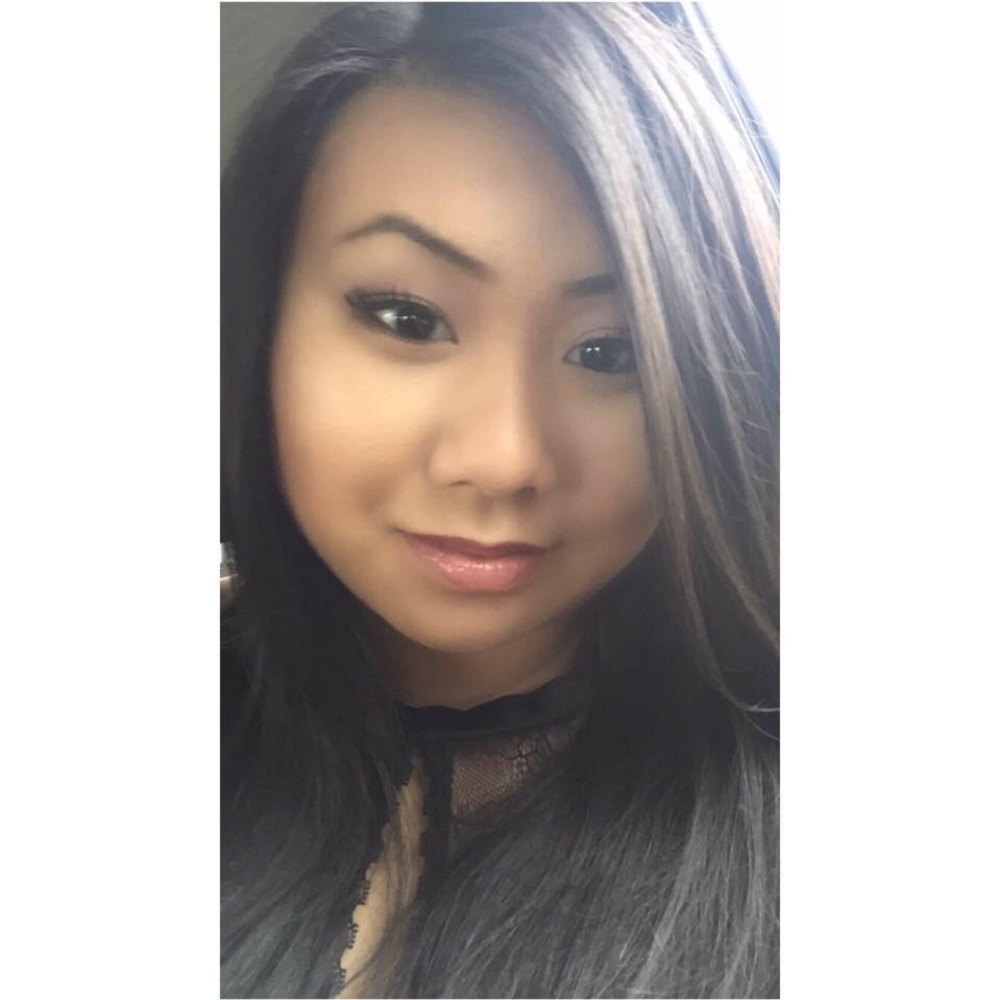 Meet your Posher, Danielle