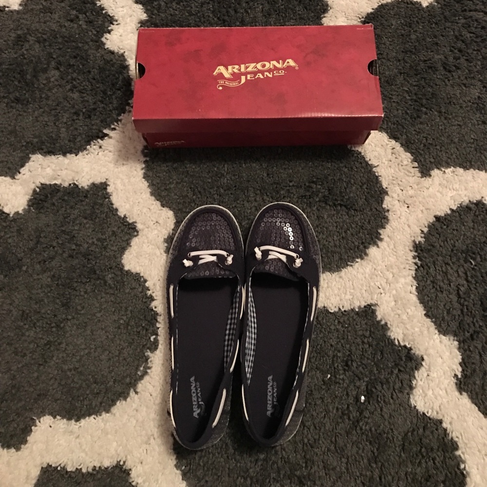 Slip on sparkly flats