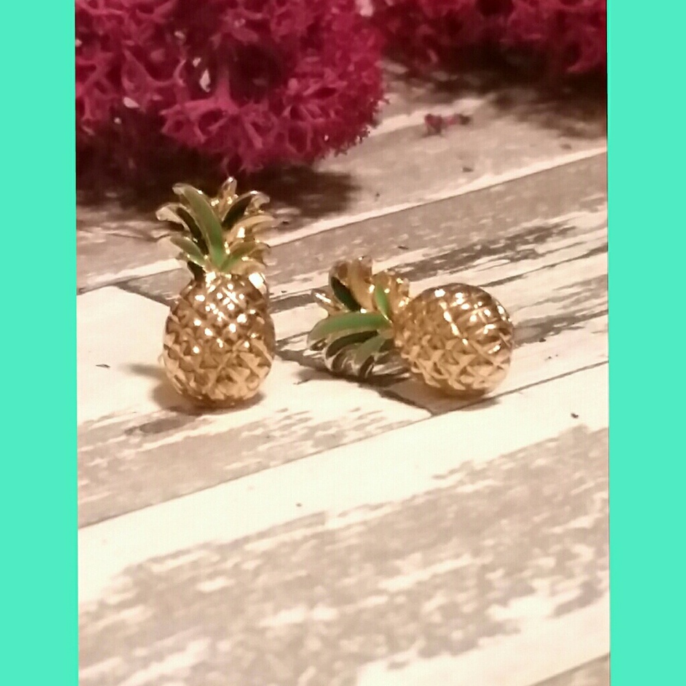 Pineapple Earrings Jewelry Torrid Gold and Green