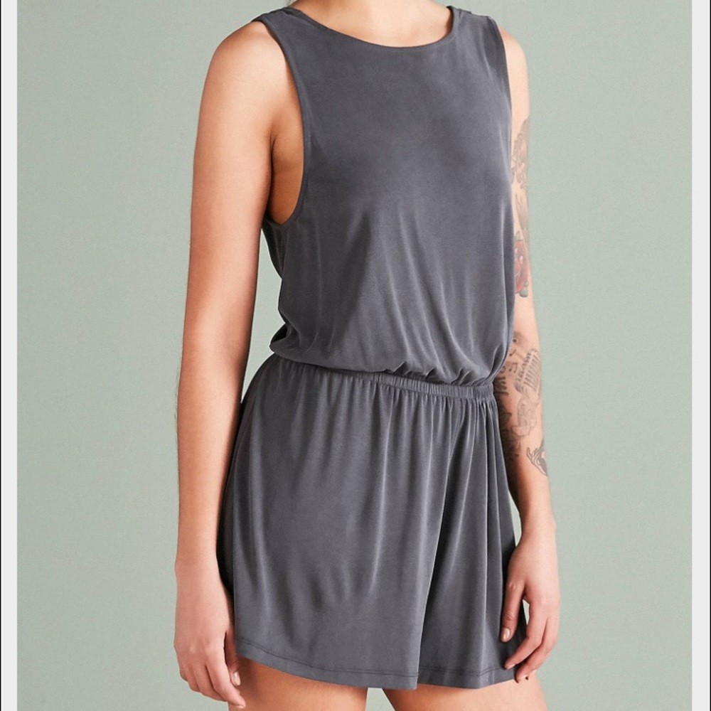 Urban outfitters romper (NWT)