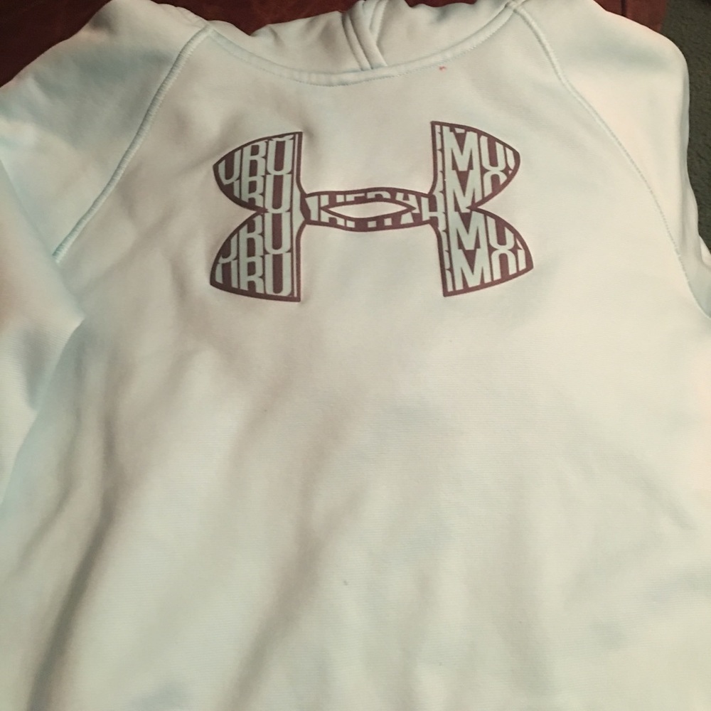 Brand new Under Armour pullover