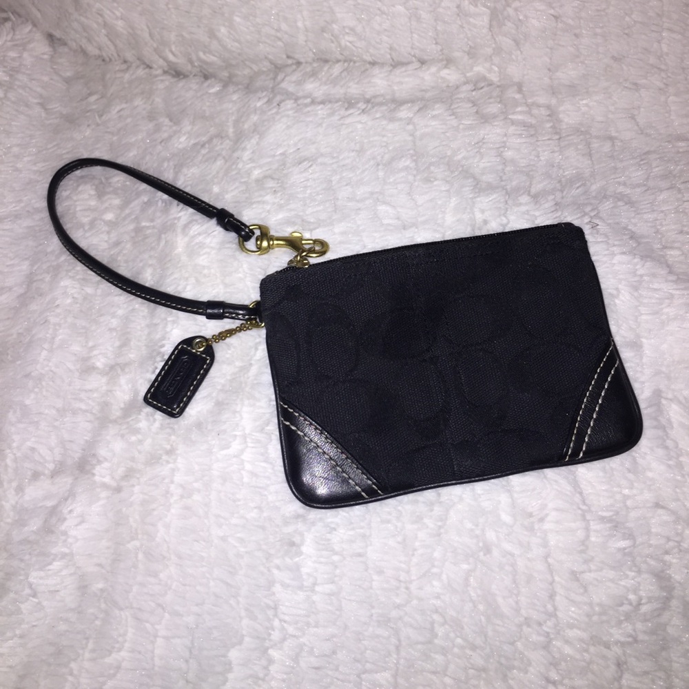 COACH Wristlet! NEVER USED!