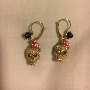 Betsey Johnson skull earrings