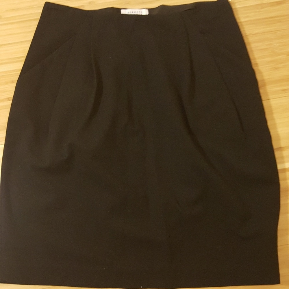 Barneys NY Black Midi Skirt (S)