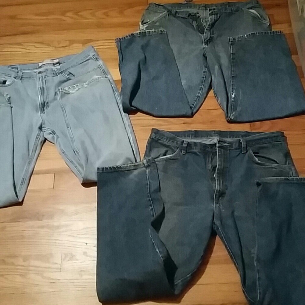 3 Pair of work jeans size 36/30 and 36/32.