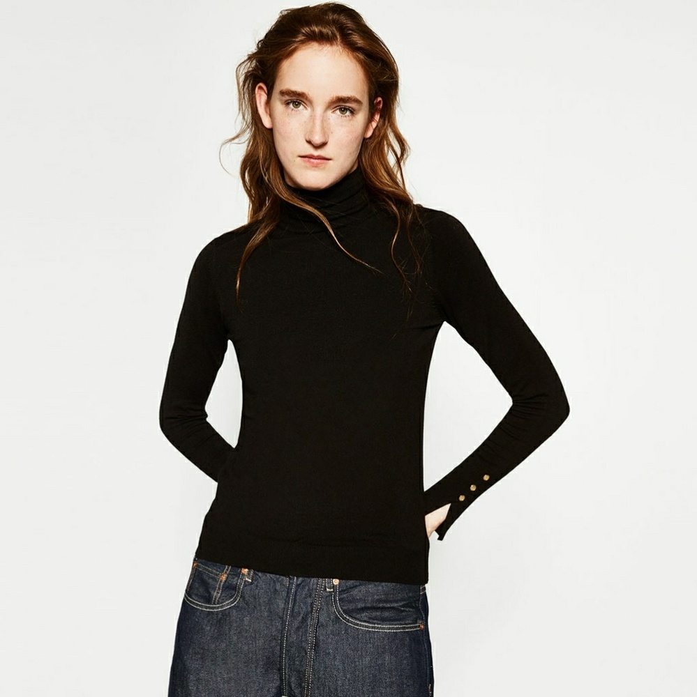 Black Zara turtleneck sweater