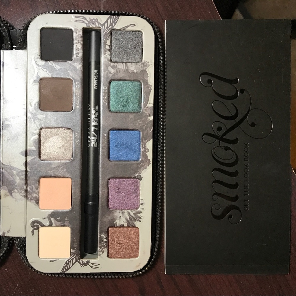 Urban Decay SMOKED Palette