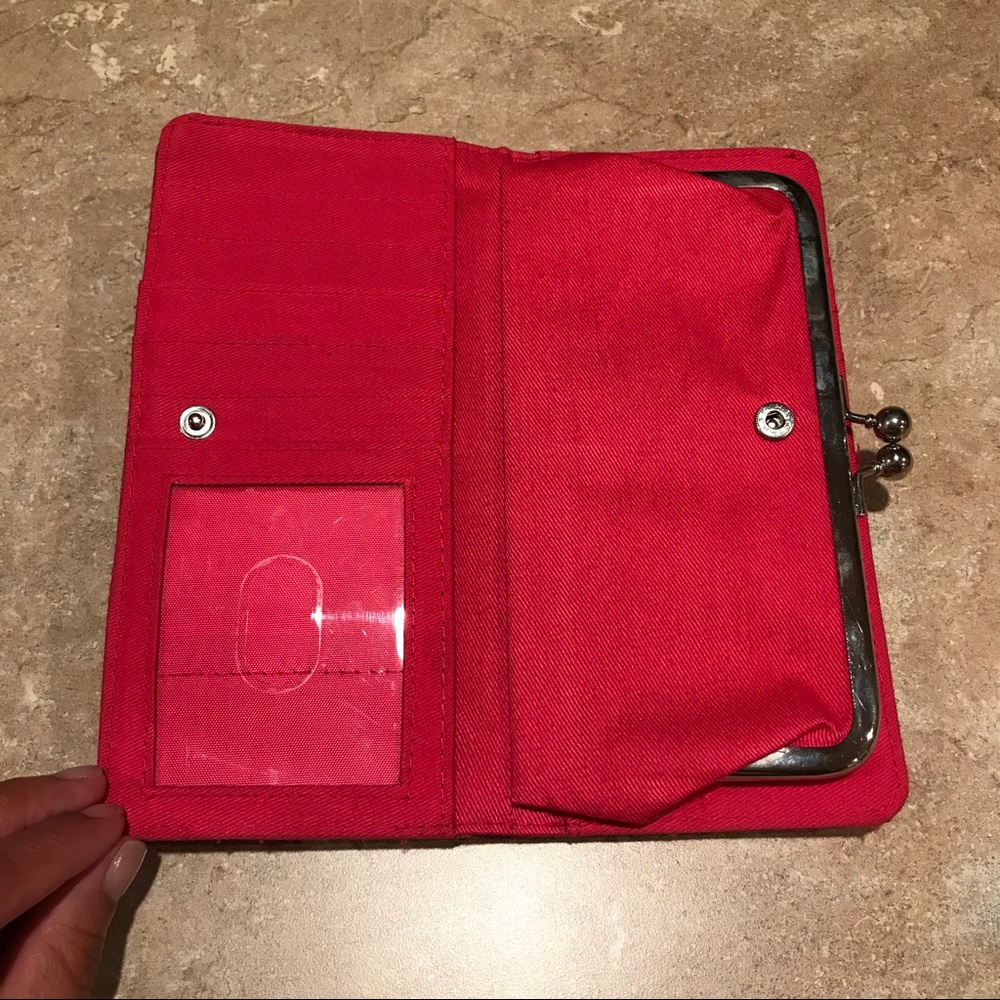 ❌SOLD❌ Pink Animal Skin Wallet - Picture 2 of 4