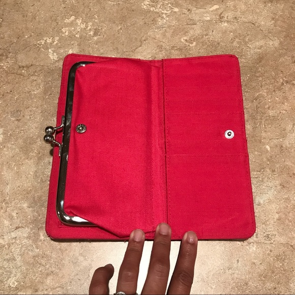 ❌SOLD❌ Pink Animal Skin Wallet - Picture 3 of 4