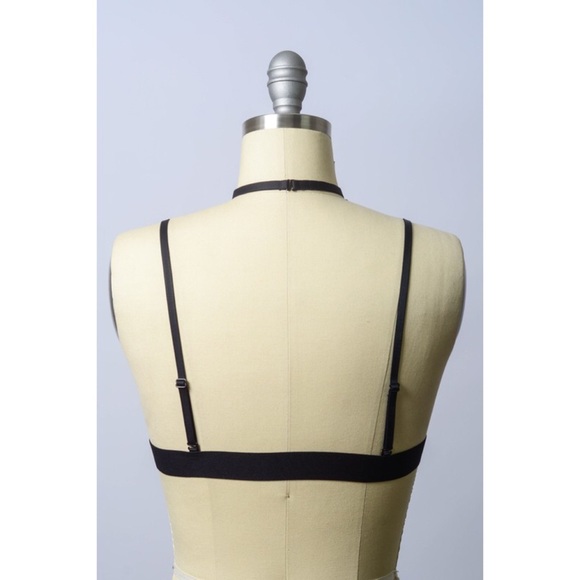 Sexy Lace Bralette - Picture 2 of 5