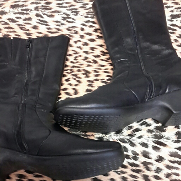 Black boots leather calve high - Picture 7 of 7