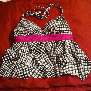 Catalina Swim Wear Black White Patterned Top