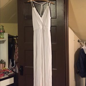 White maxi dress