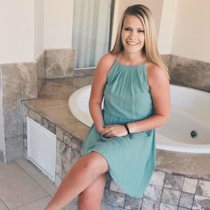 Meet your Posher, Meredith