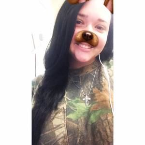 Meet your Posher, Alyssa