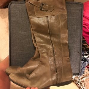 Riding boots
