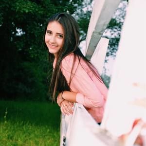 Meet your Posher, Breanna