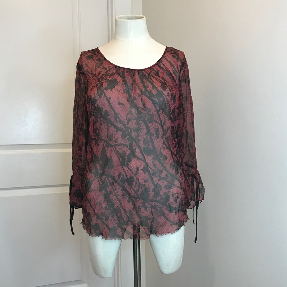 Silk blouse w/ black floral print by Tree