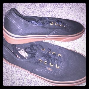 Black and tan vans