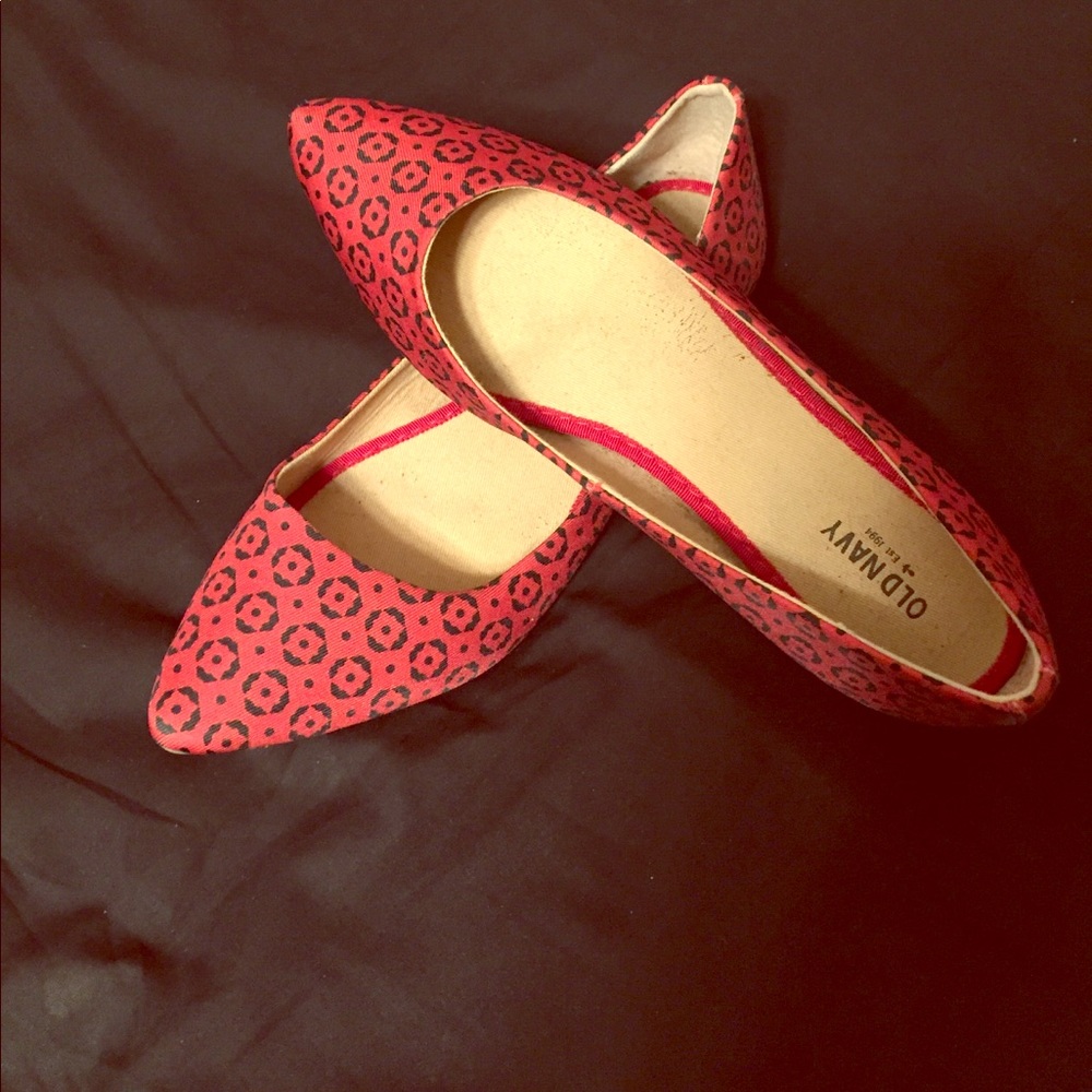 Classy Red Patrerned Ballet Flats