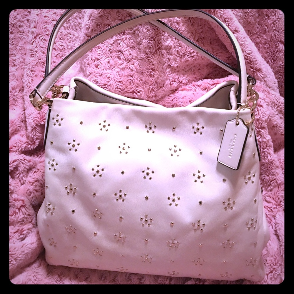 🚨SALE🚨💯% Authentic COACH "Phoebe" handbag❣️