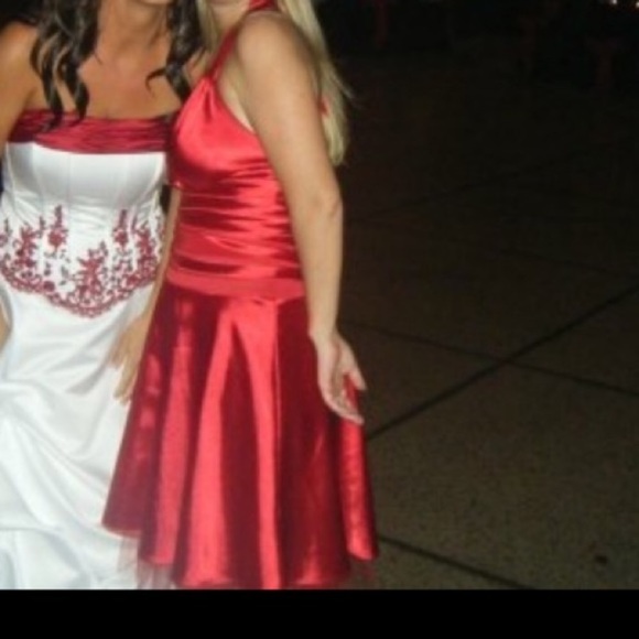 XOXO Red Dress - Picture 5 of 5