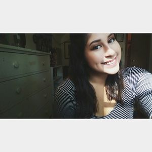 Meet your Posher, Isabel