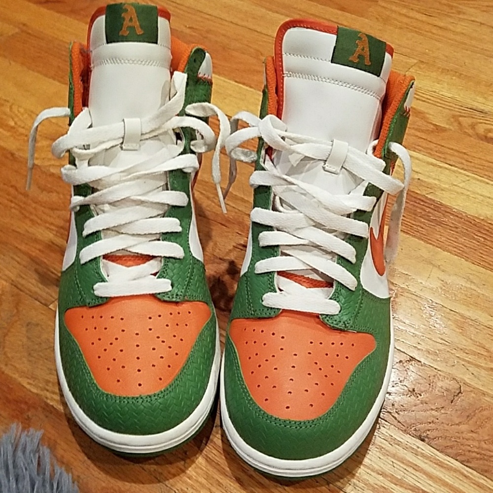 Nike SB Almendes Dunks Size 11