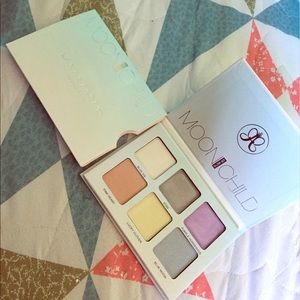 Anastasia Beverly Hills Moonchild