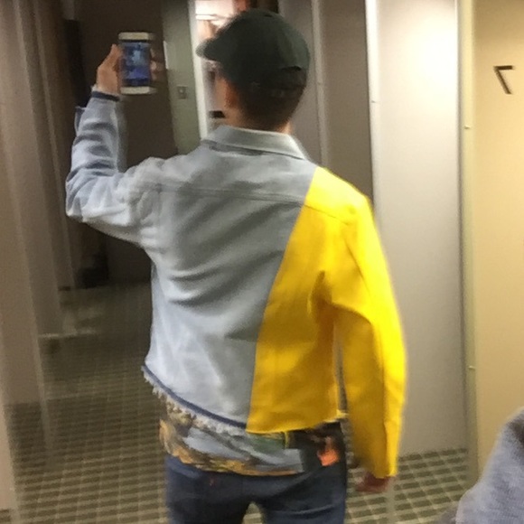 Off-White x Levi's Jacket *SOLD* - Picture 4 of 8