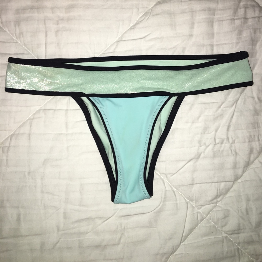 banded itsy VS bikini bottoms!