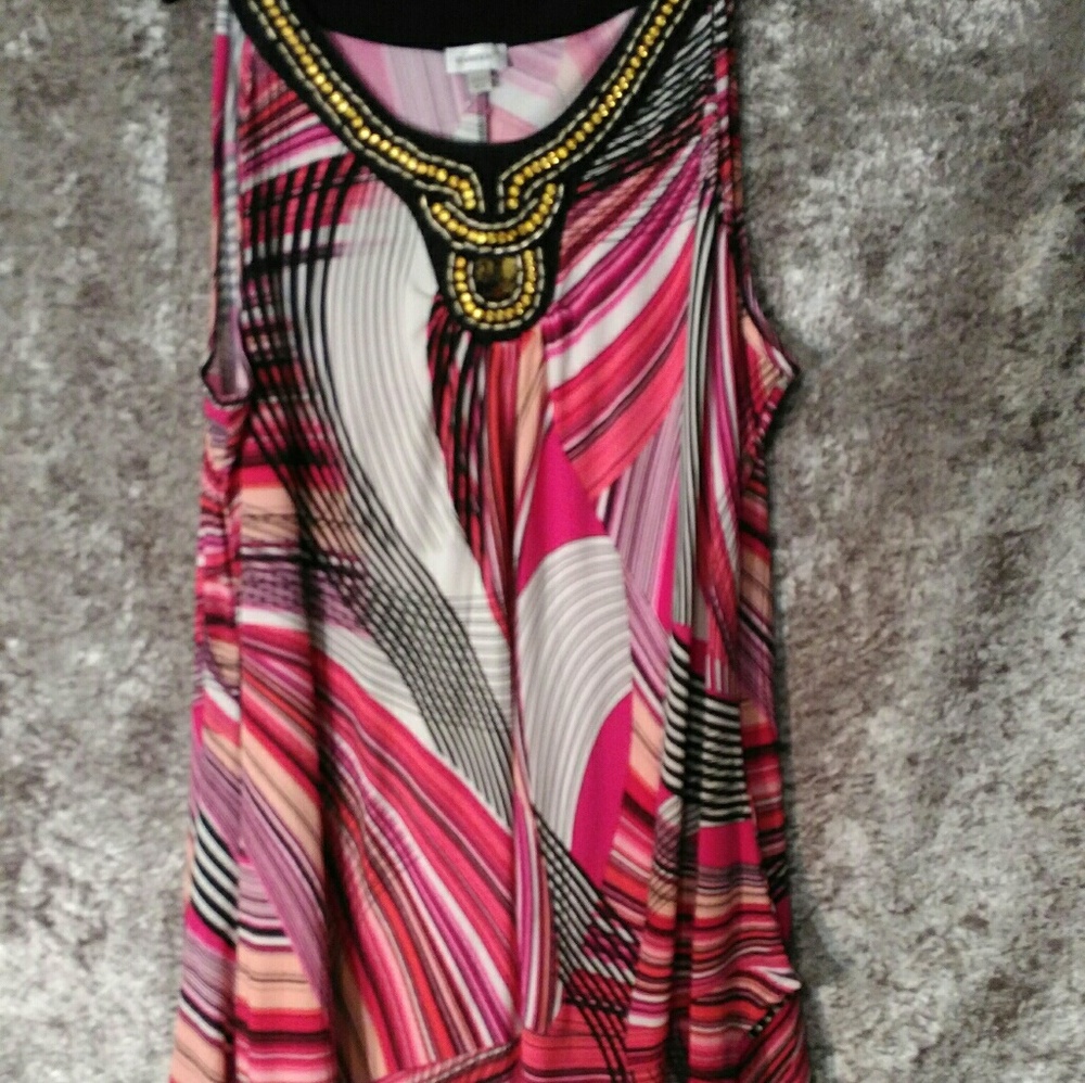 NWT Avenue Beaded Sharkbite Hem 26/28