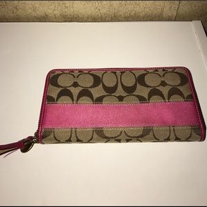 Coach wallet