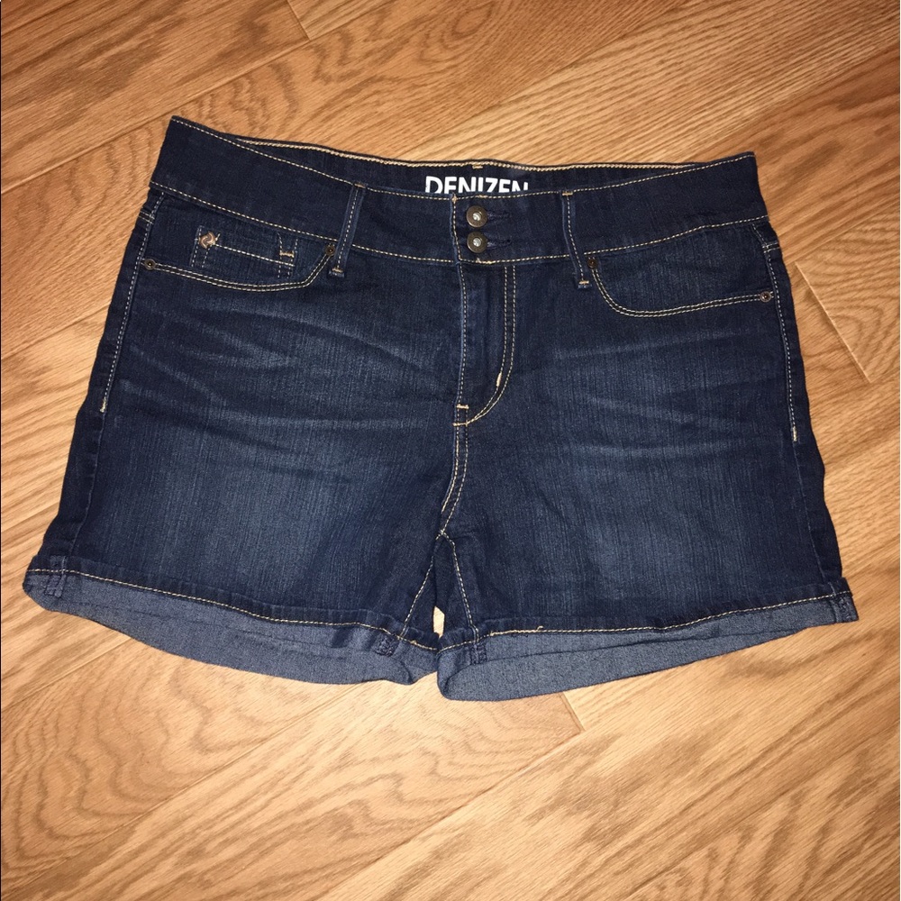 🌊STRETCHY DENIM SHORTS🌊